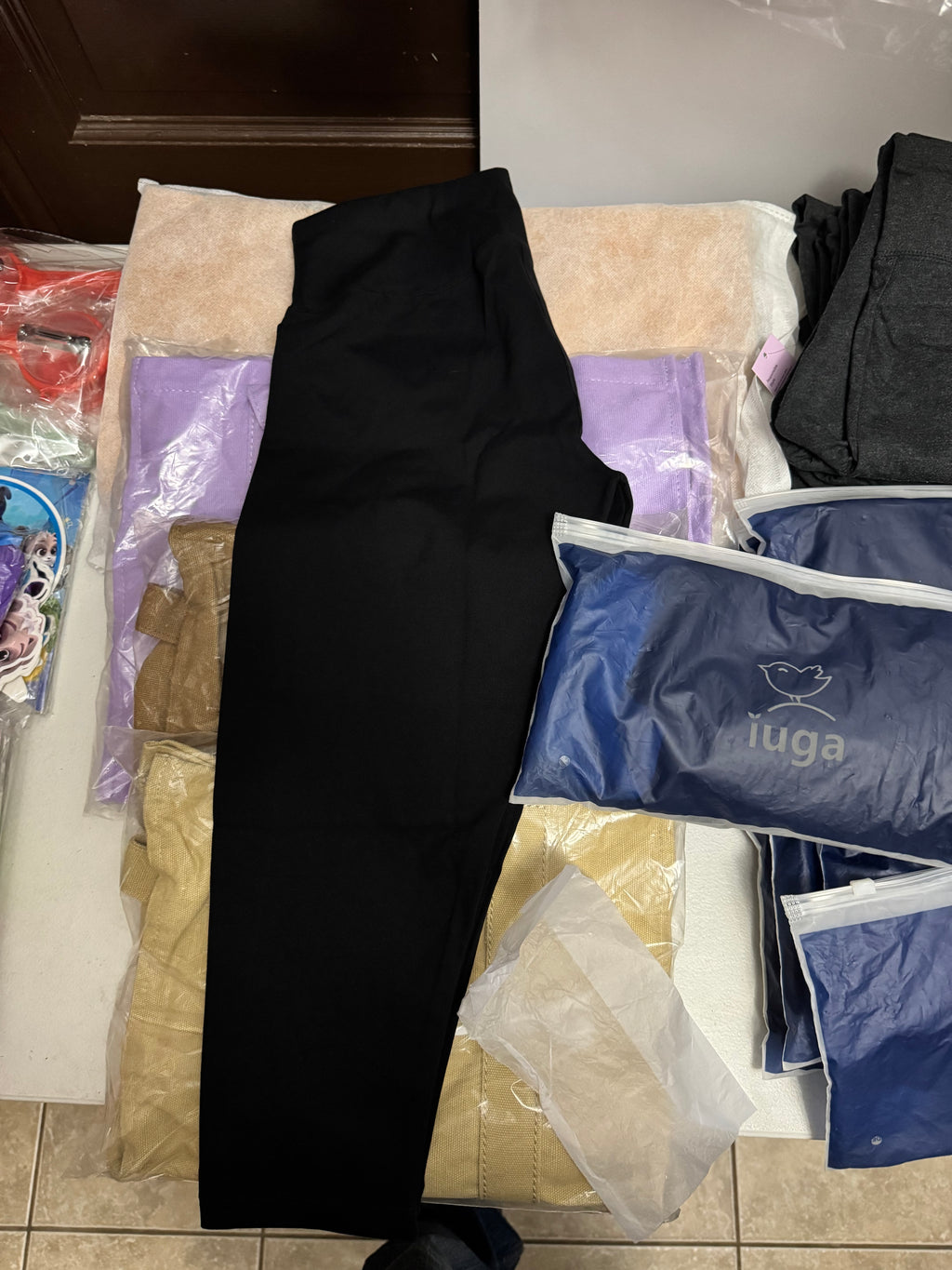 Size Medium IUGA Capri Leggings/Yoga Pants
